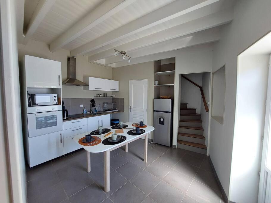 Fontaines  La Maisonnette Du Marais מראה חיצוני תמונה